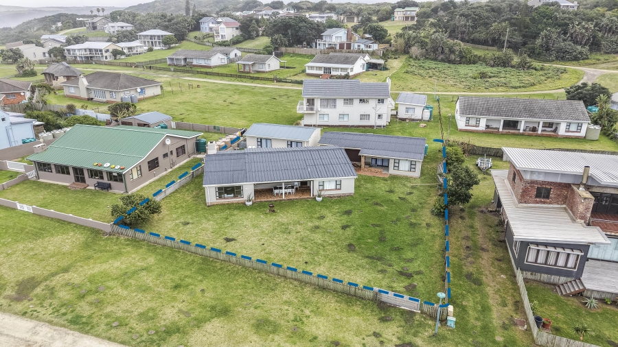 3 Bedroom Property for Sale in Marshstrand Eastern Cape